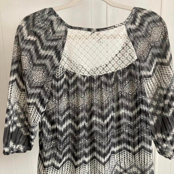 Women's Not So Mystery Box Size Small #2 - Picture 8 of 12